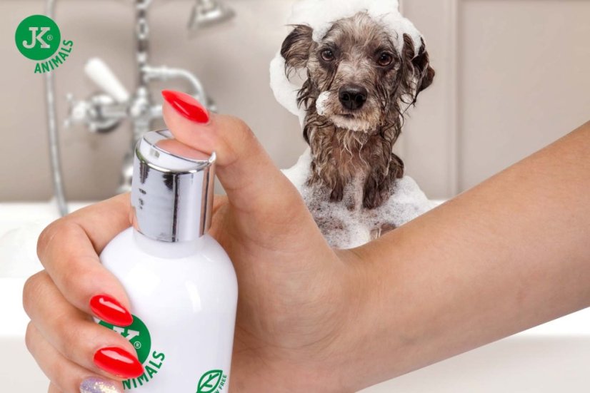 JK ANIMALS Prémiový šampón pre šteňatá s výťažkami z ovsa, makadamový olej 250 ml